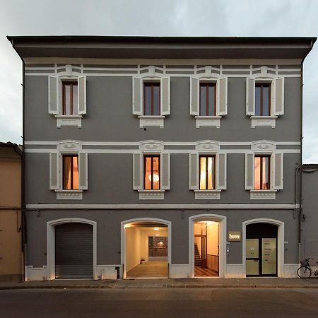 Residenza Cavour Aparthotel Empoli Exteriör bild